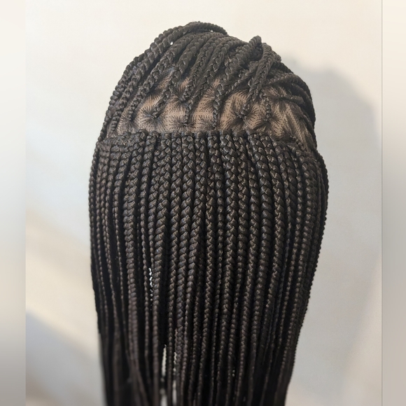 Gorgeous Lace Frontal Knotless Braided Wig - Picture 8 of 16